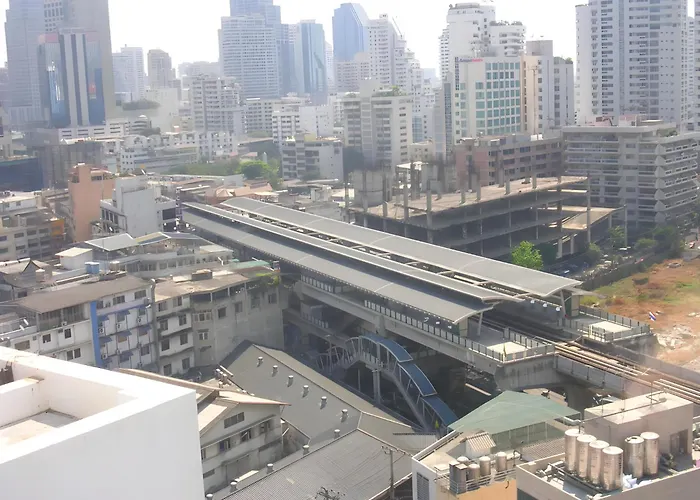 Mirt Sukhumvit Ii - ถนนสุขุมวิท 2 * Бангкок